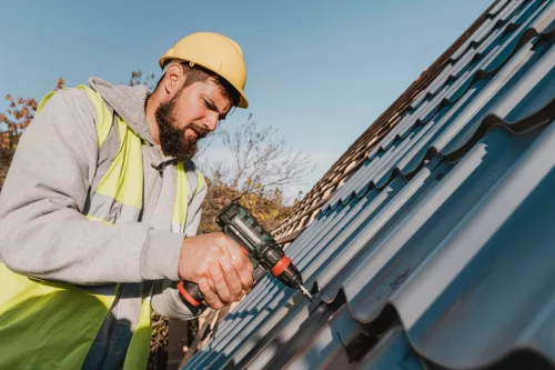 How to Know If You Need a New Roof: A Concise Guide